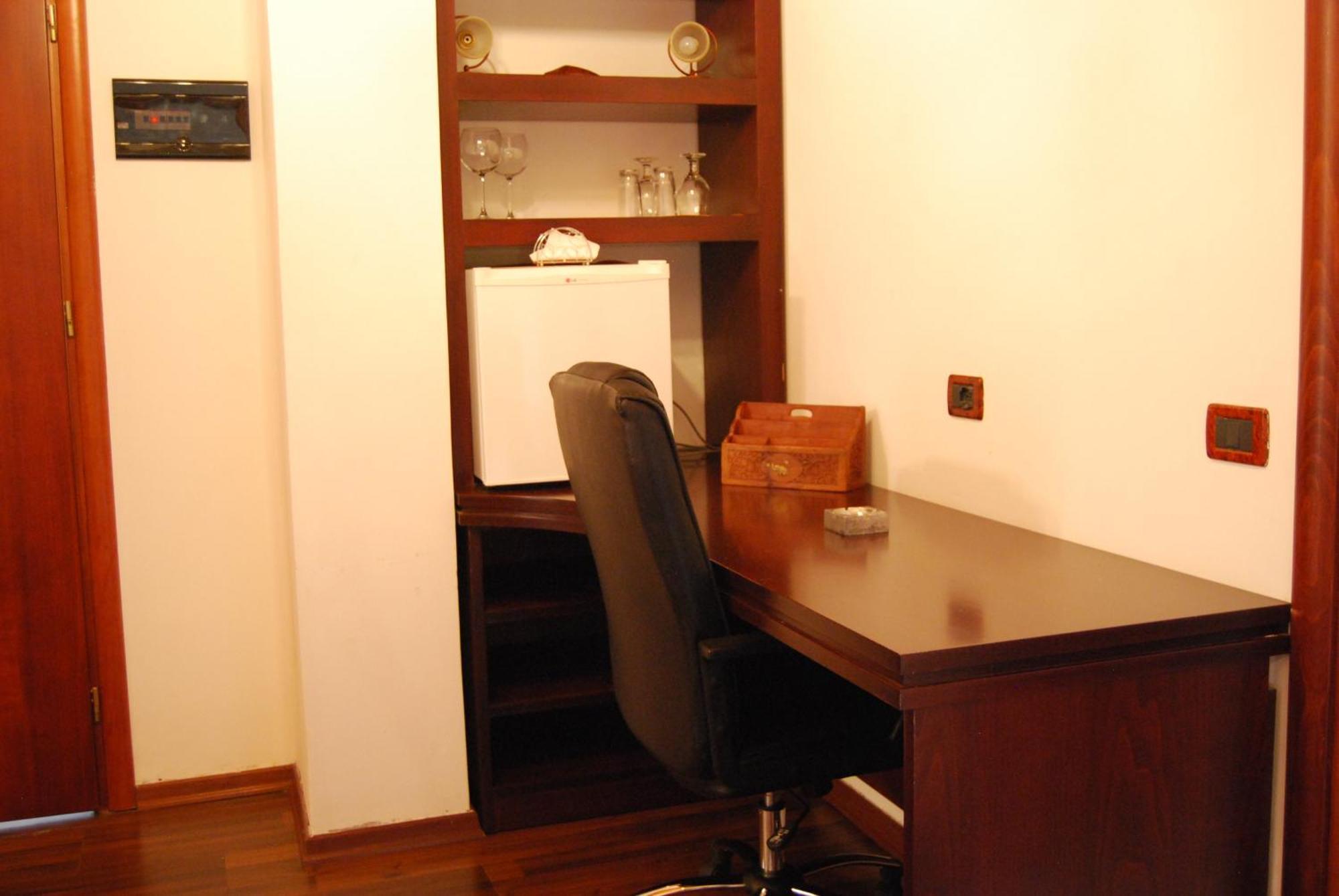 Hotel Panorama Sarandë Habitación foto